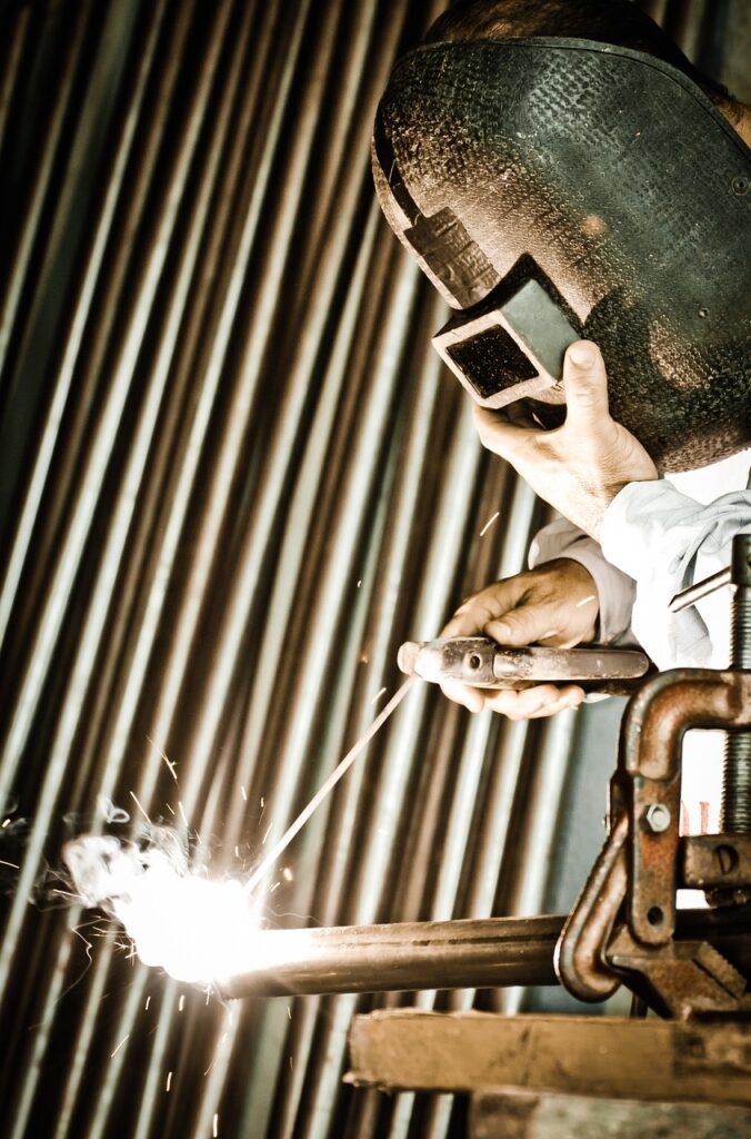 welding-181656_1280